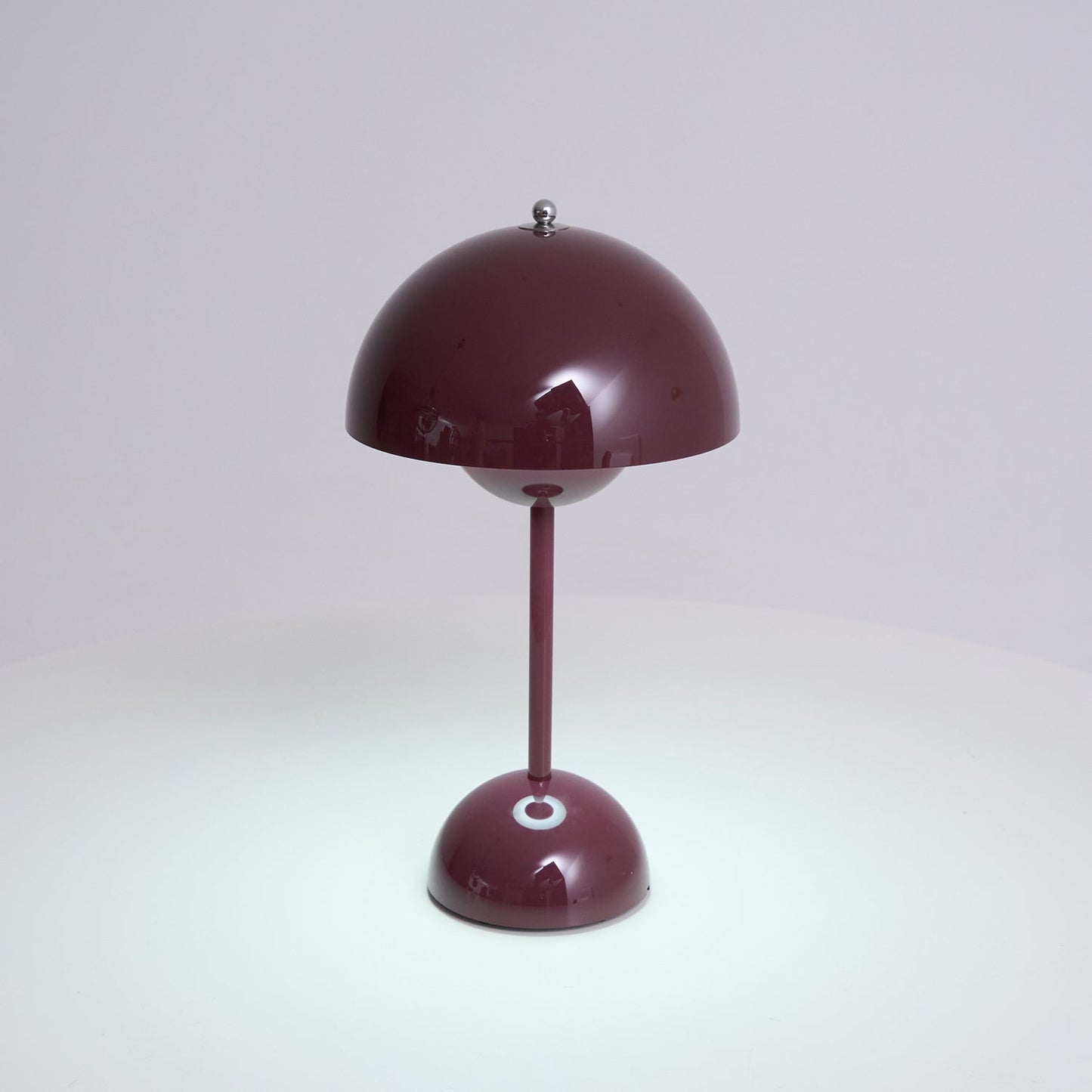 Lampa stołowa przenośna Aveka