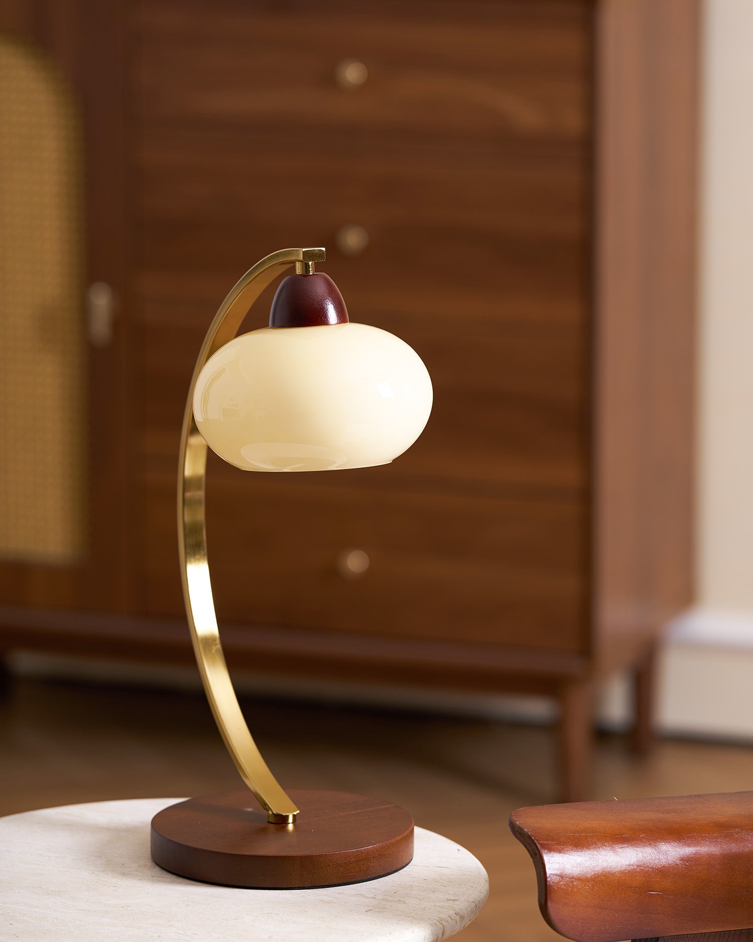 Lampa stołowa vintage Vikoren