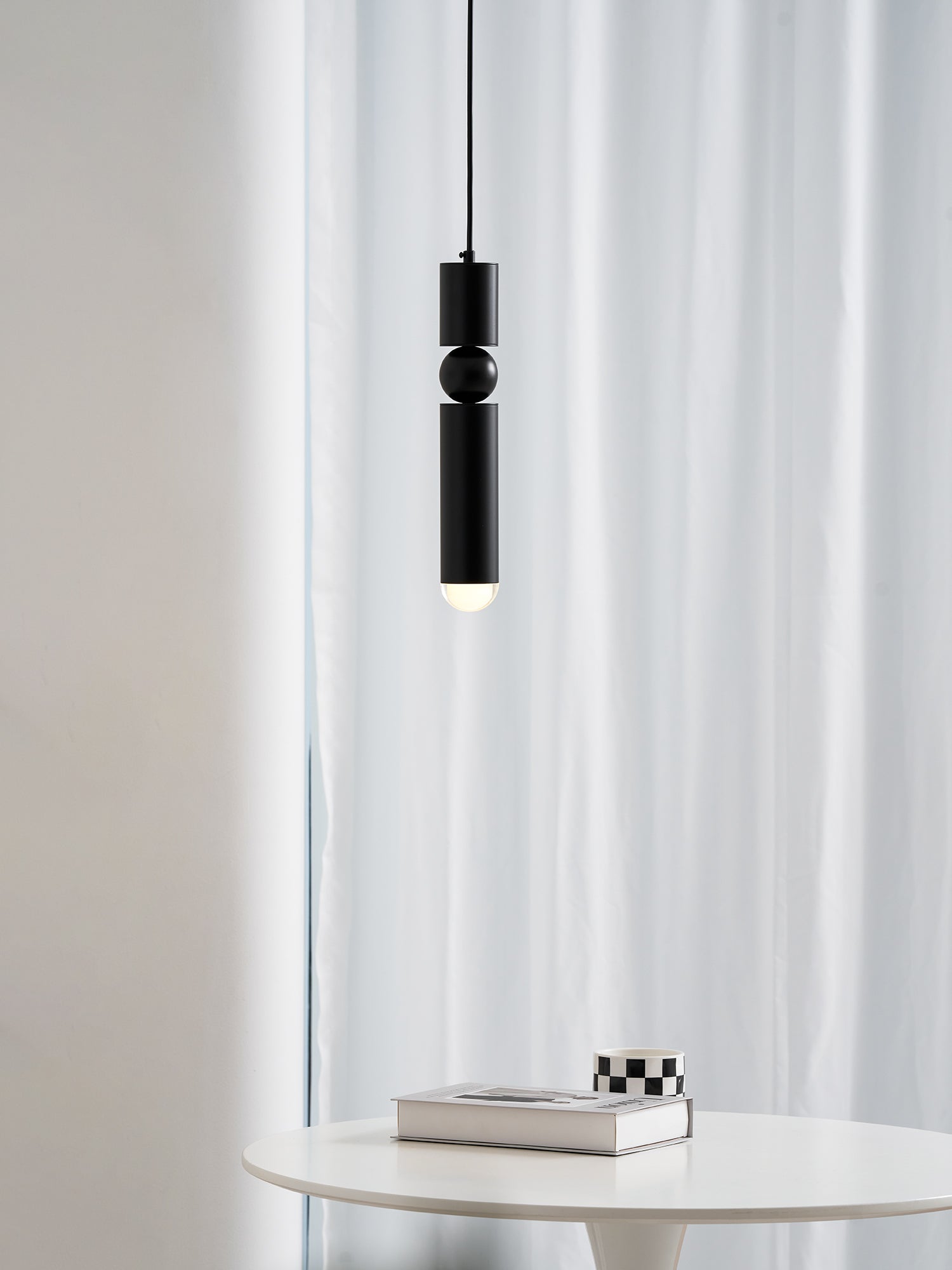 Lampa wisząca tubowa Melskaia