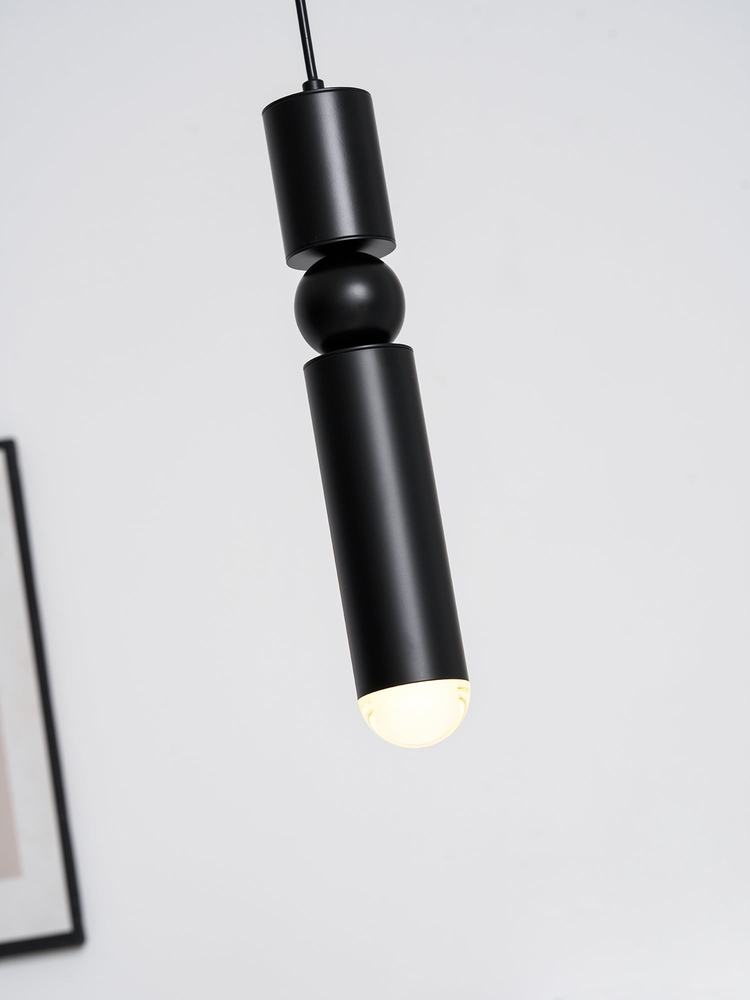 Lampa wisząca tubowa Melskaia