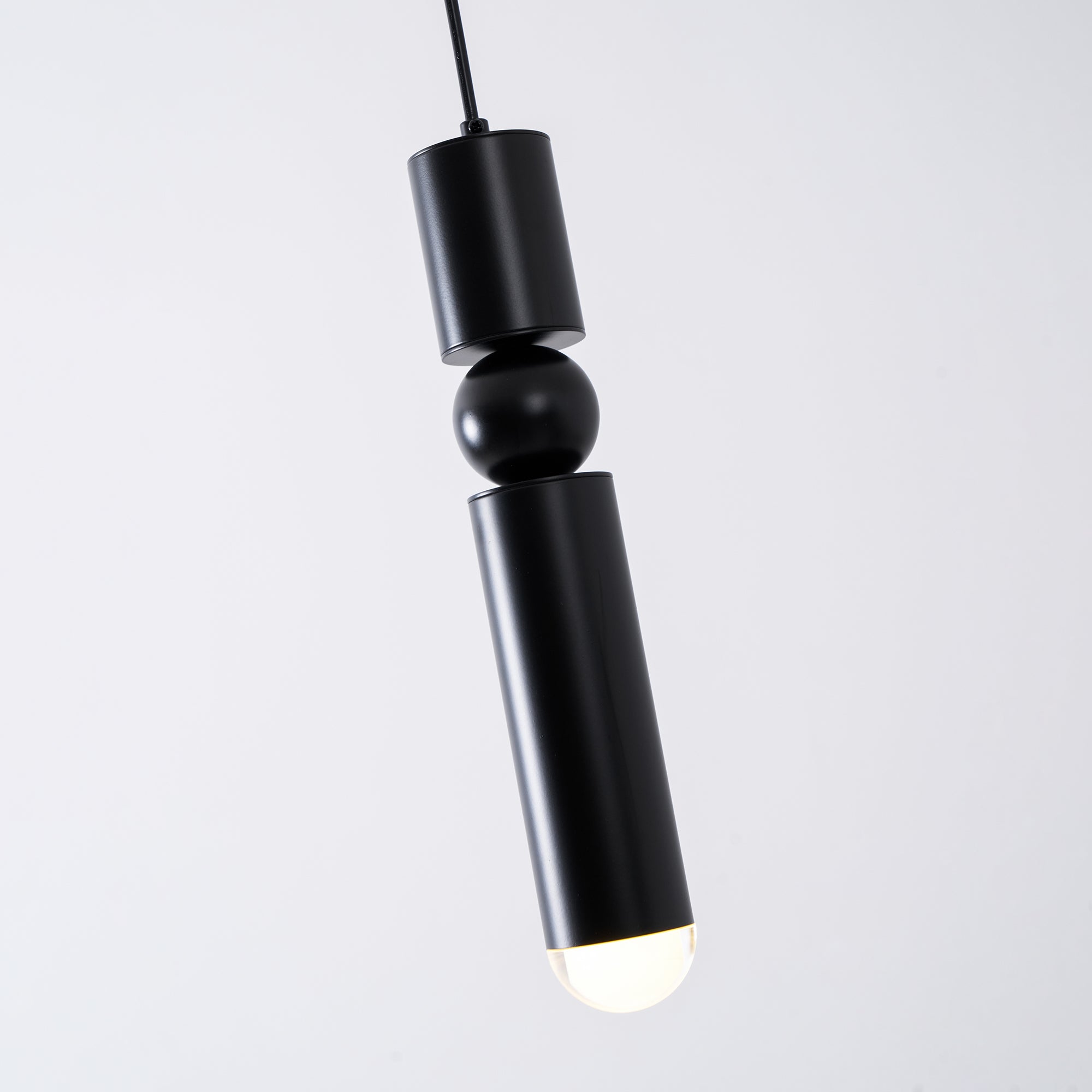 Lampa wisząca tubowa Melskaia