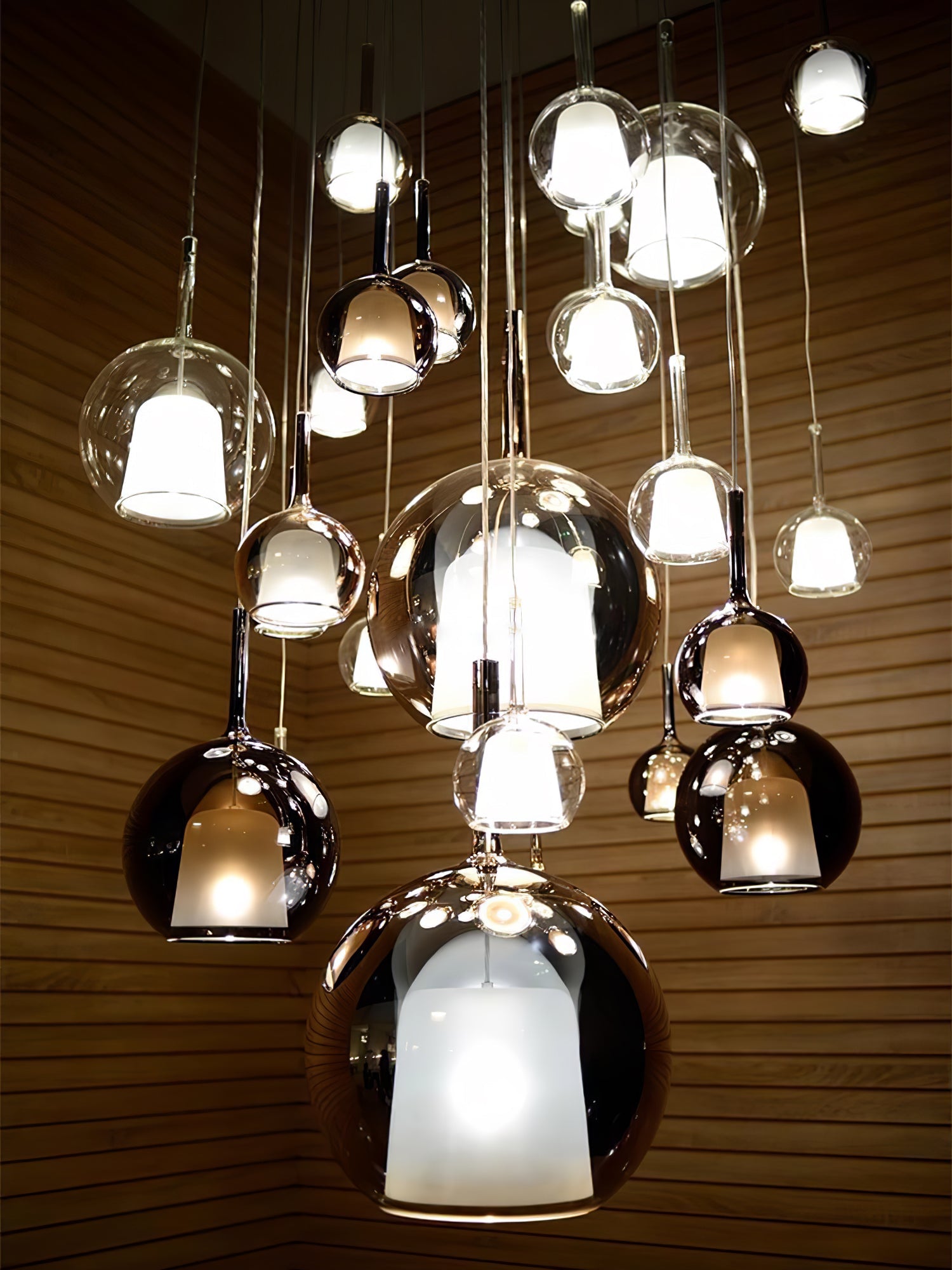 Lampa wisząca kula Nadmiska