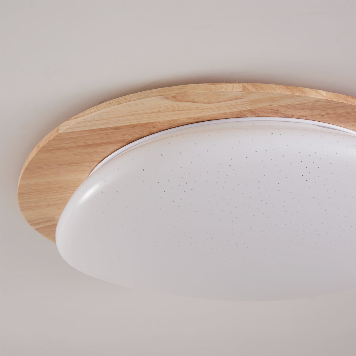 Plafon minimalistyczny Orraon