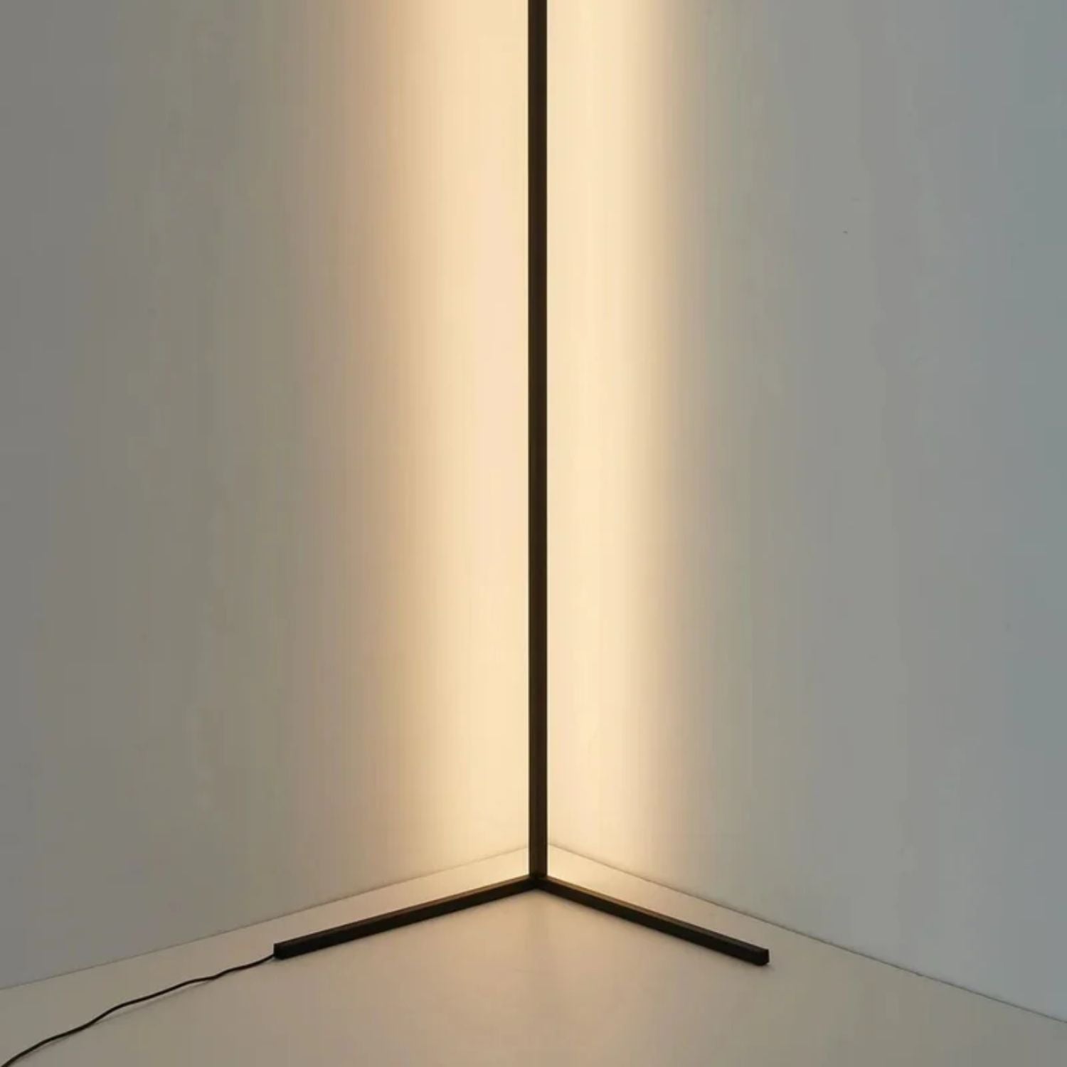 Lampa podłogowa Lotensy