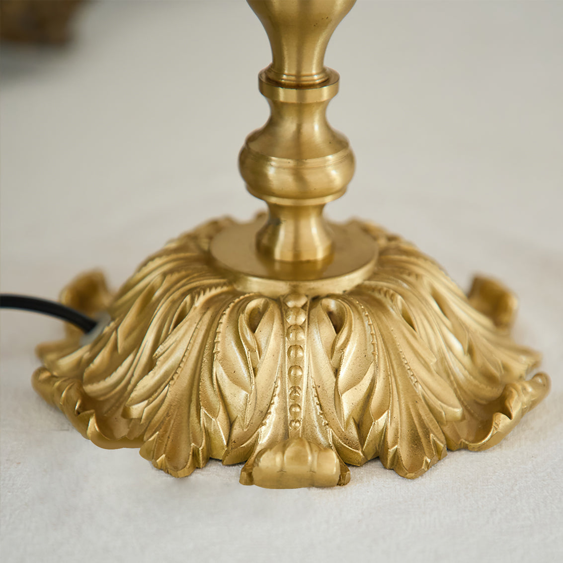 Lampa stołowa Mirekla
