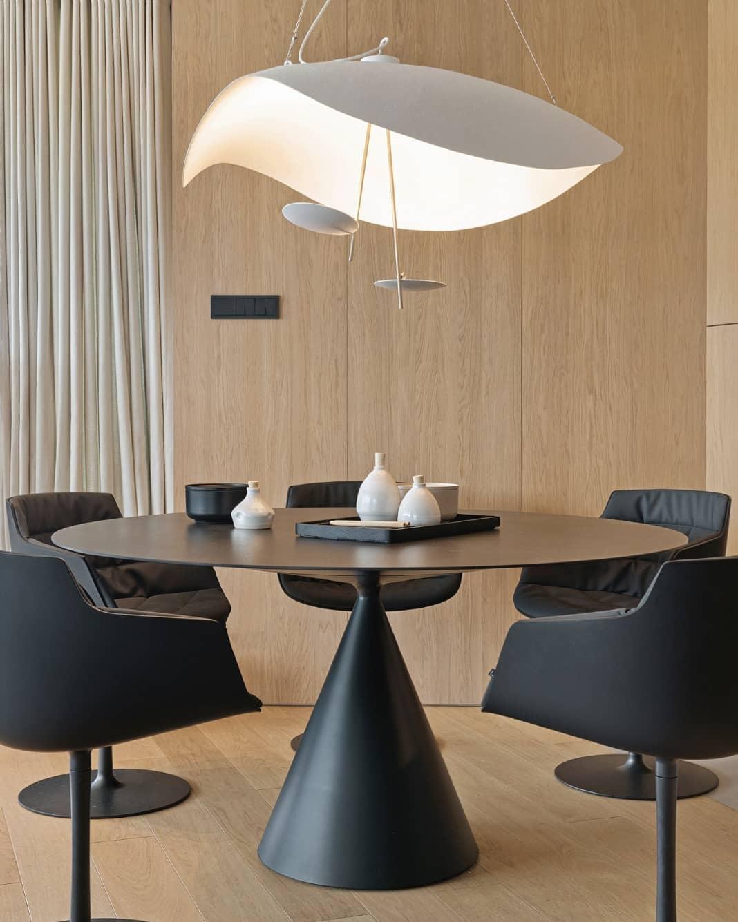Lampa wisząca minimalistyczna Orool