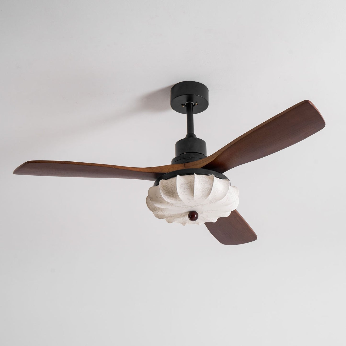 Lampa z wentylatorem sufitowym Sovoma