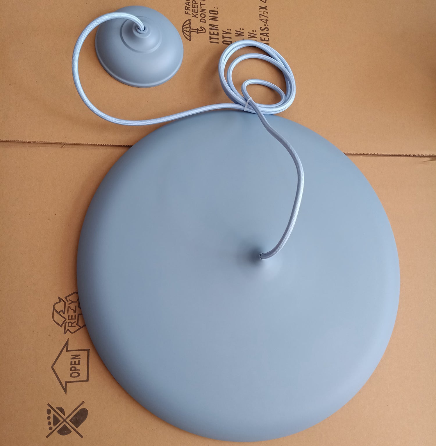 Lampa wisząca okrągła Avekek