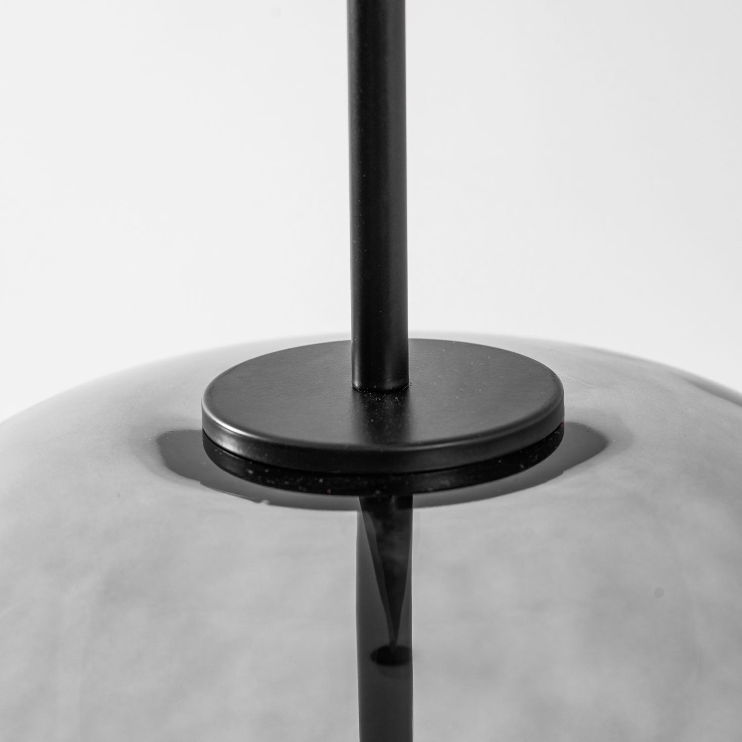 Lampa wisząca kulista Erakvik