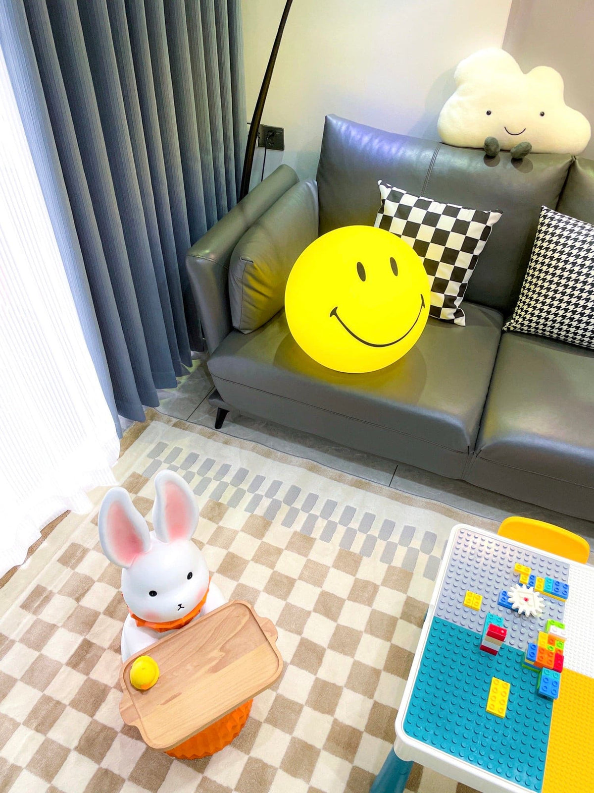 Smiley Table Lamp – detail 34