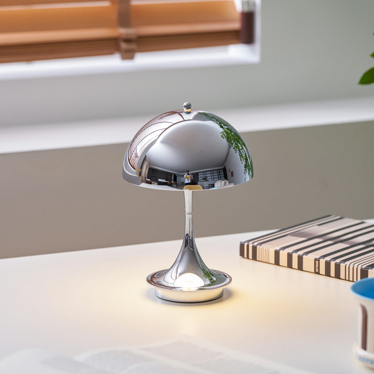 Lampa stołowa zewnętrzna Ludli