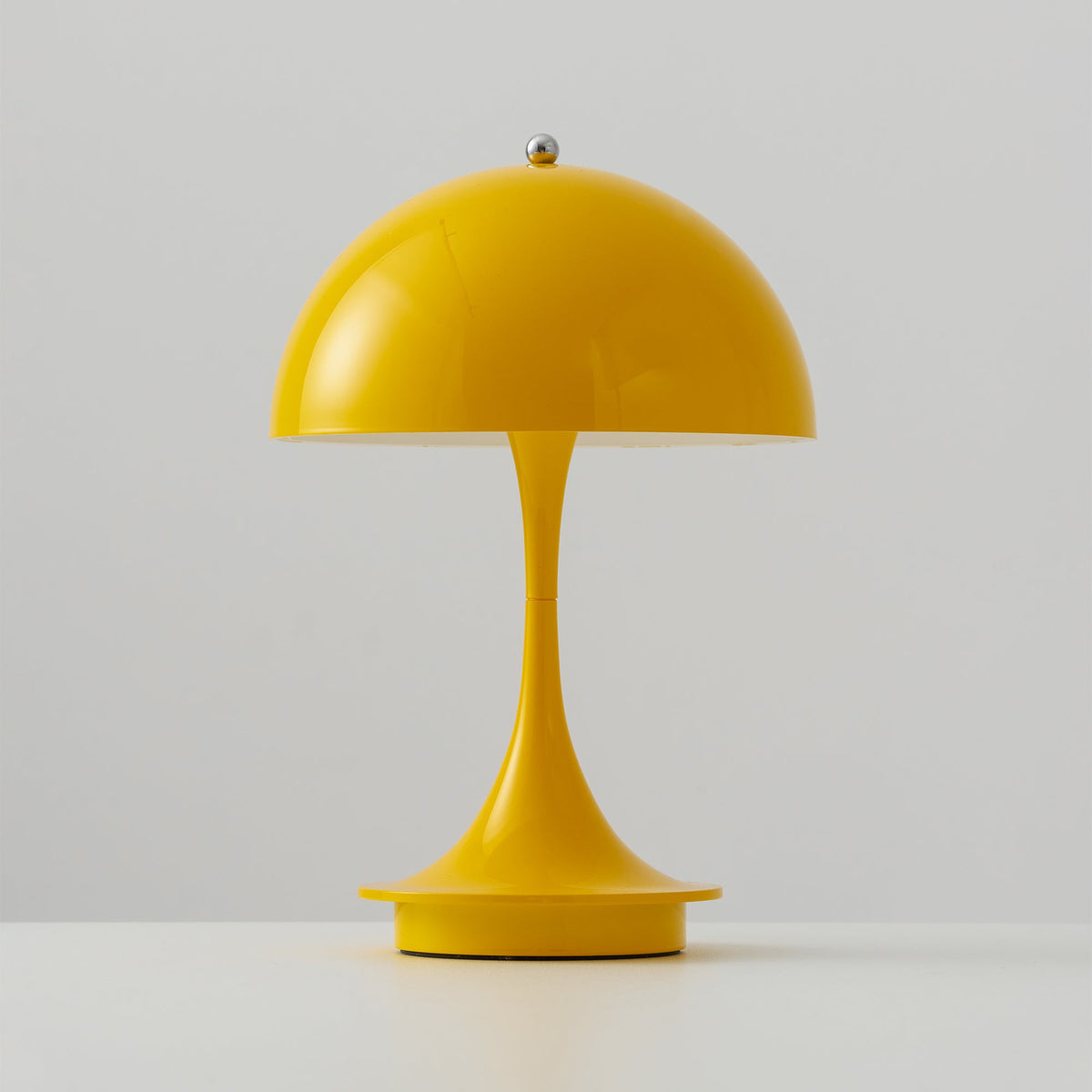 Lampa stołowa zewnętrzna Ludli