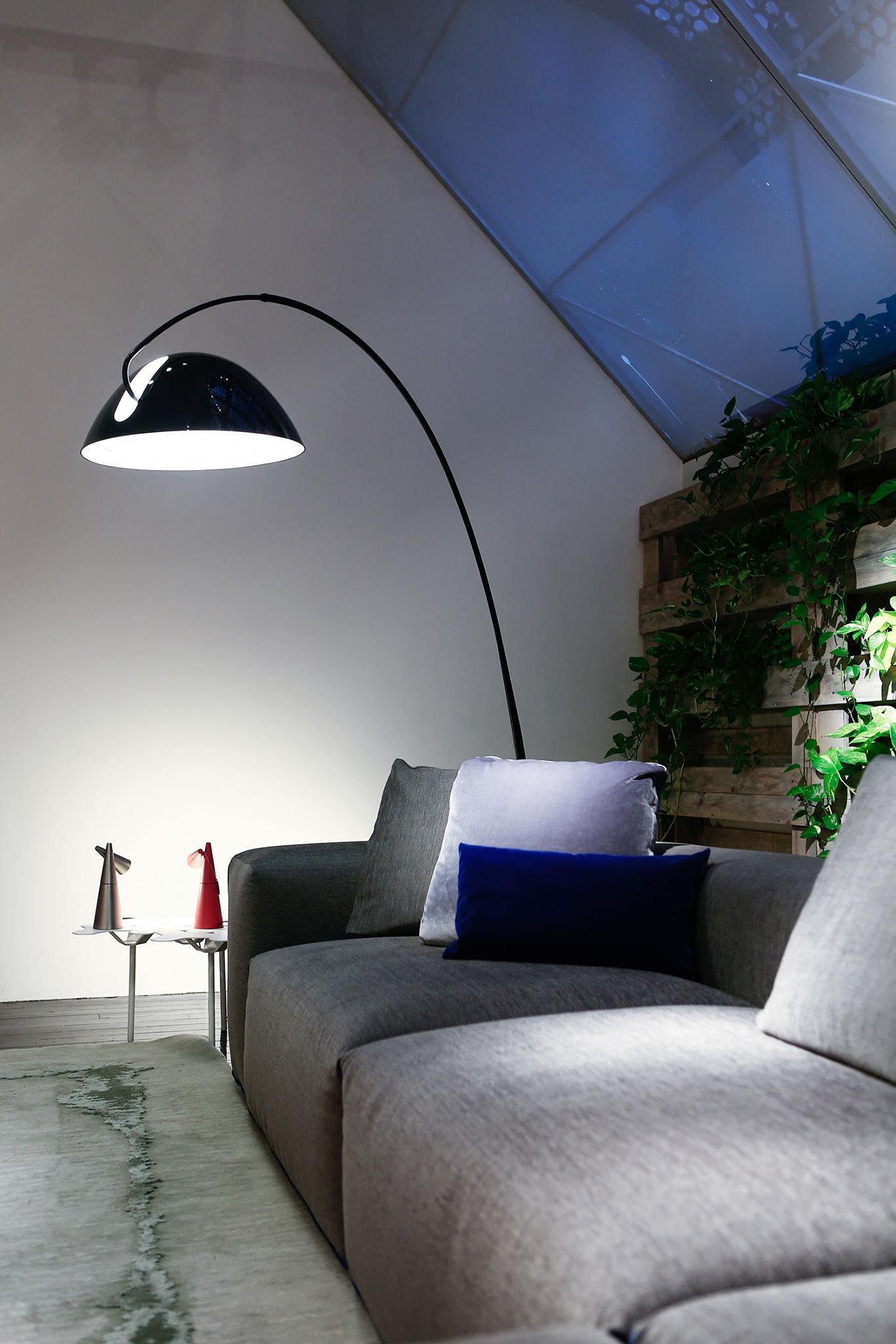 Lampa podłogowa łukowa Stanak