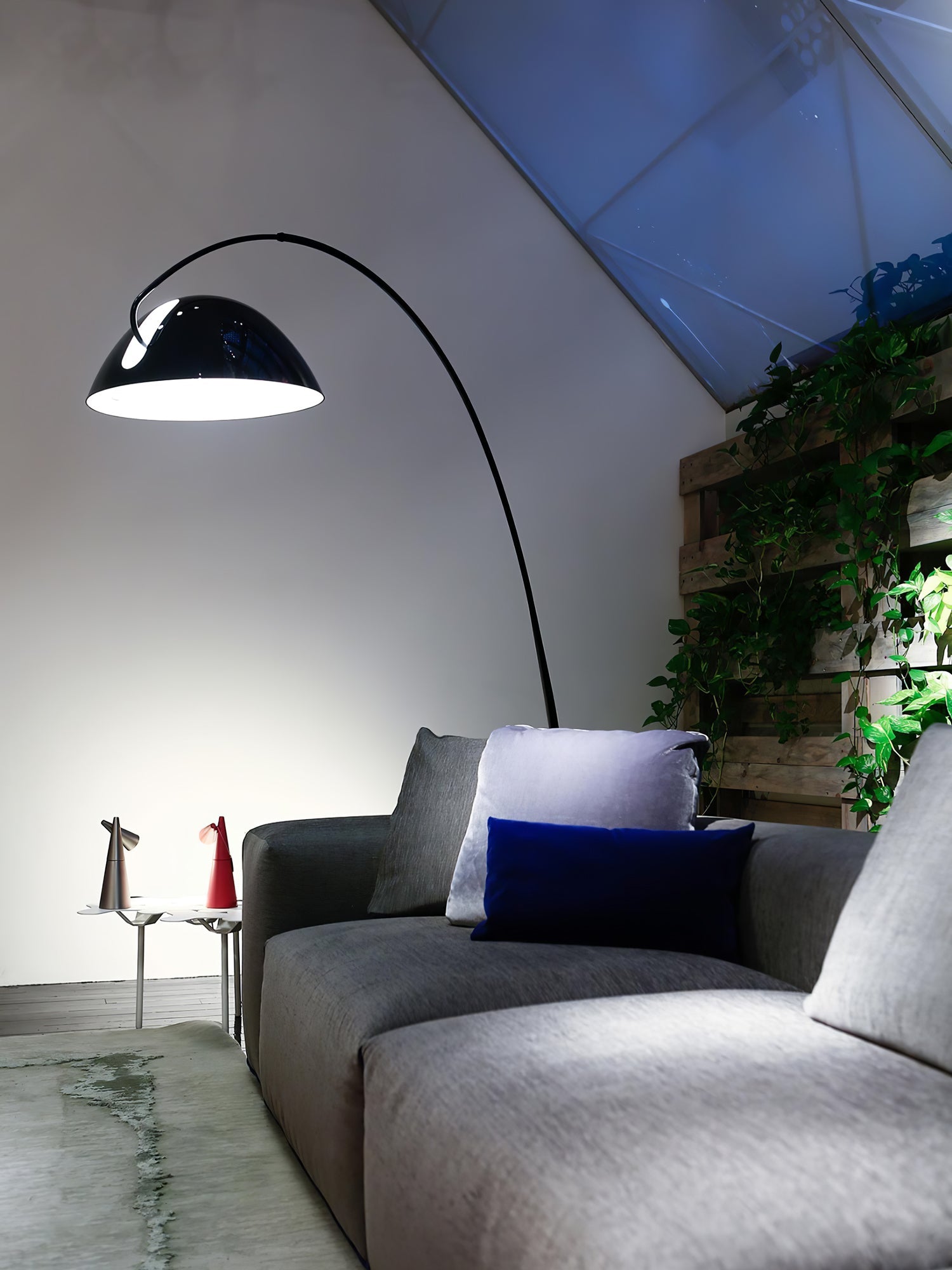 Lampa podłogowa łukowa Stanak
