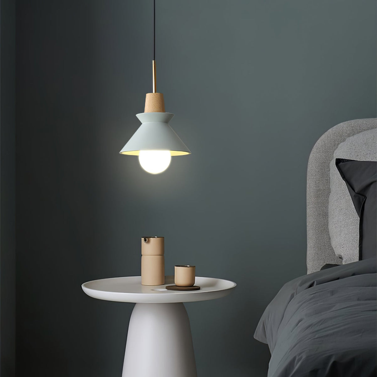 Lampa wisząca stożkowa Radeko