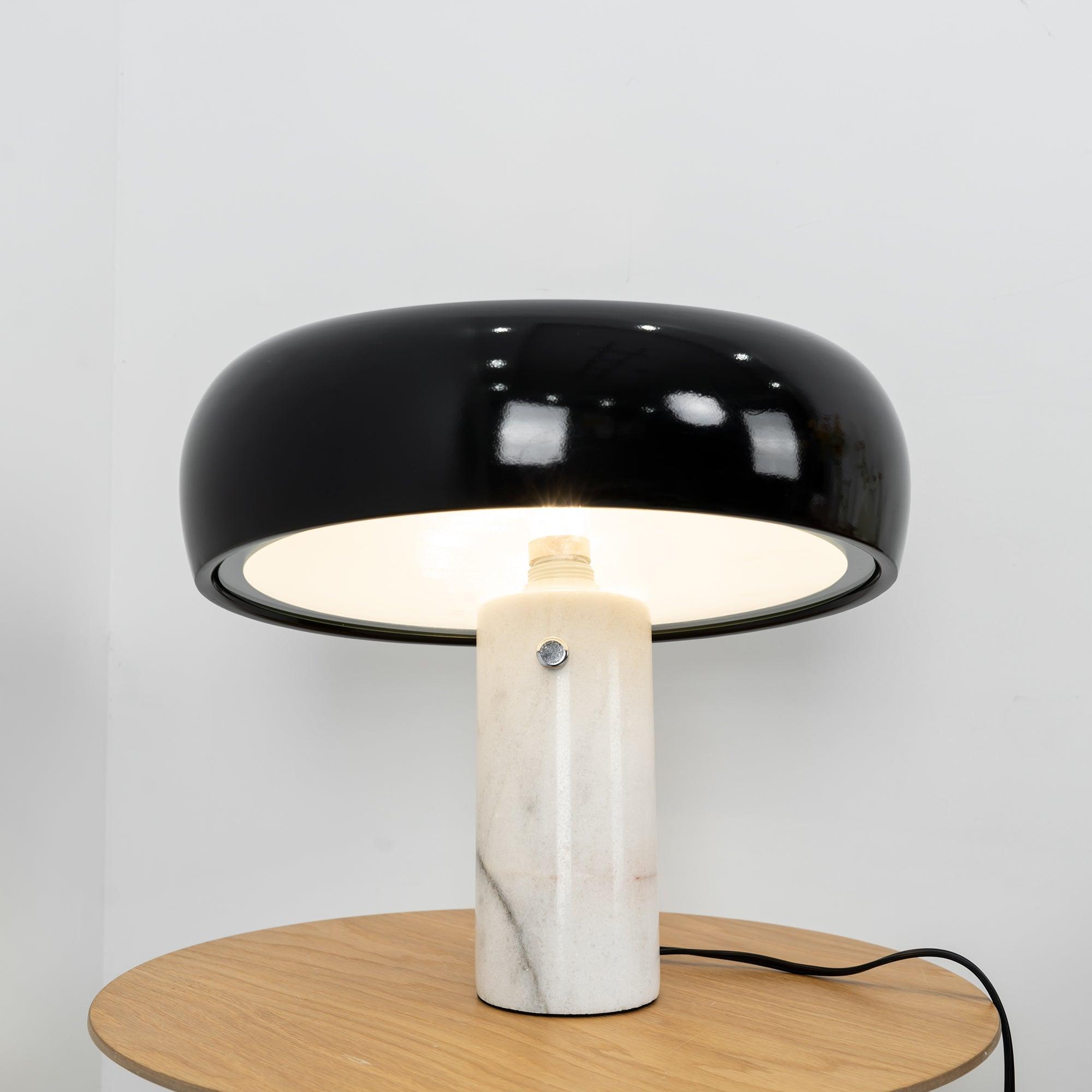 Lampa stołowa Domono