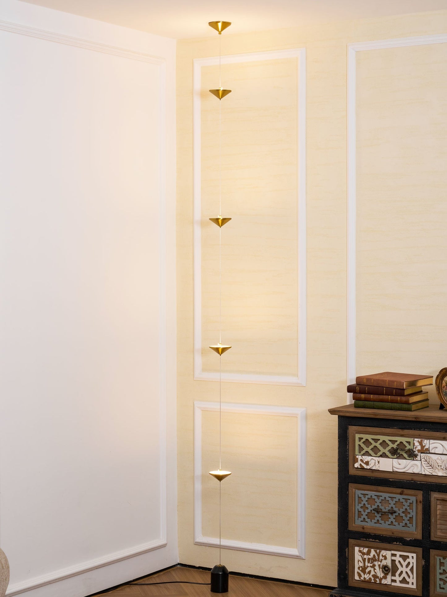 Lampa sufitowa Monoya