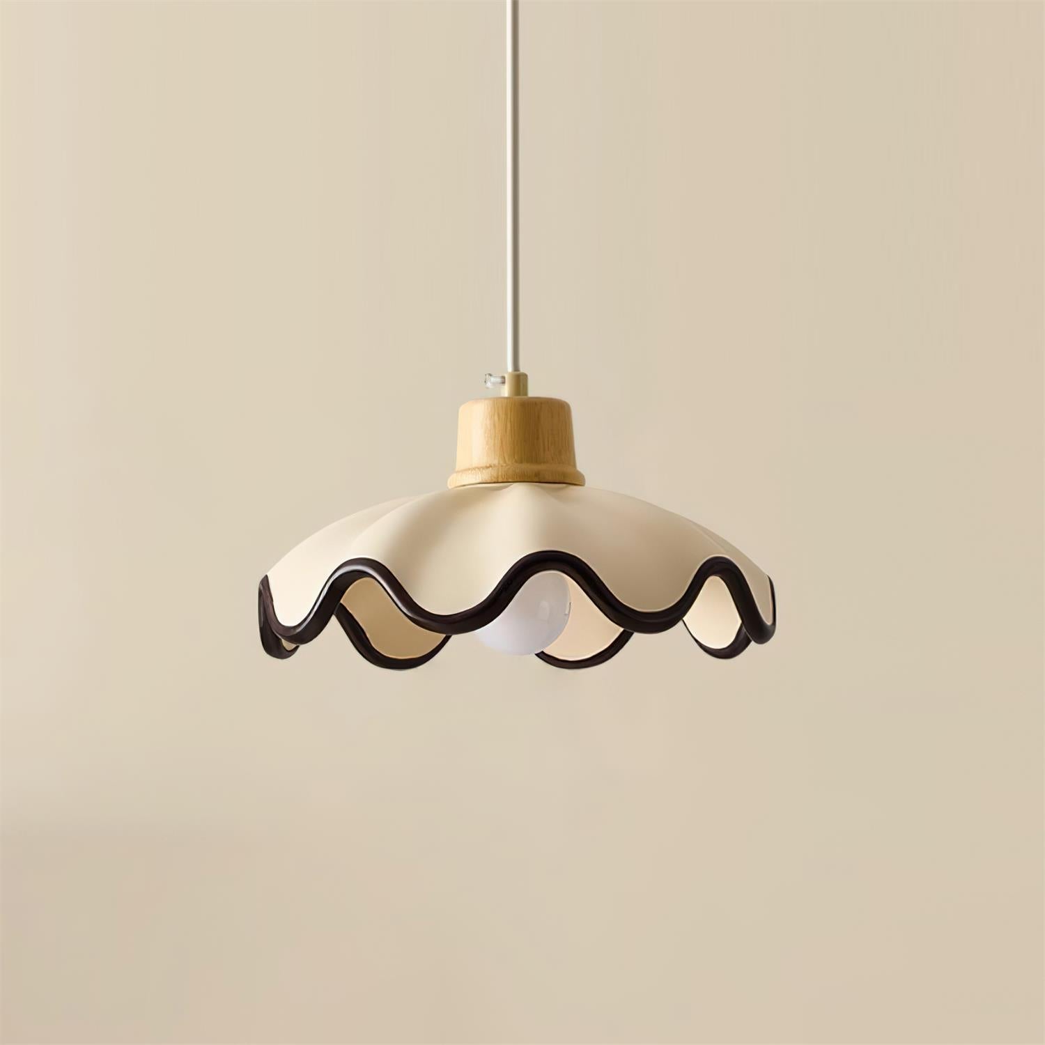 Lampa wisząca falowana Levenel