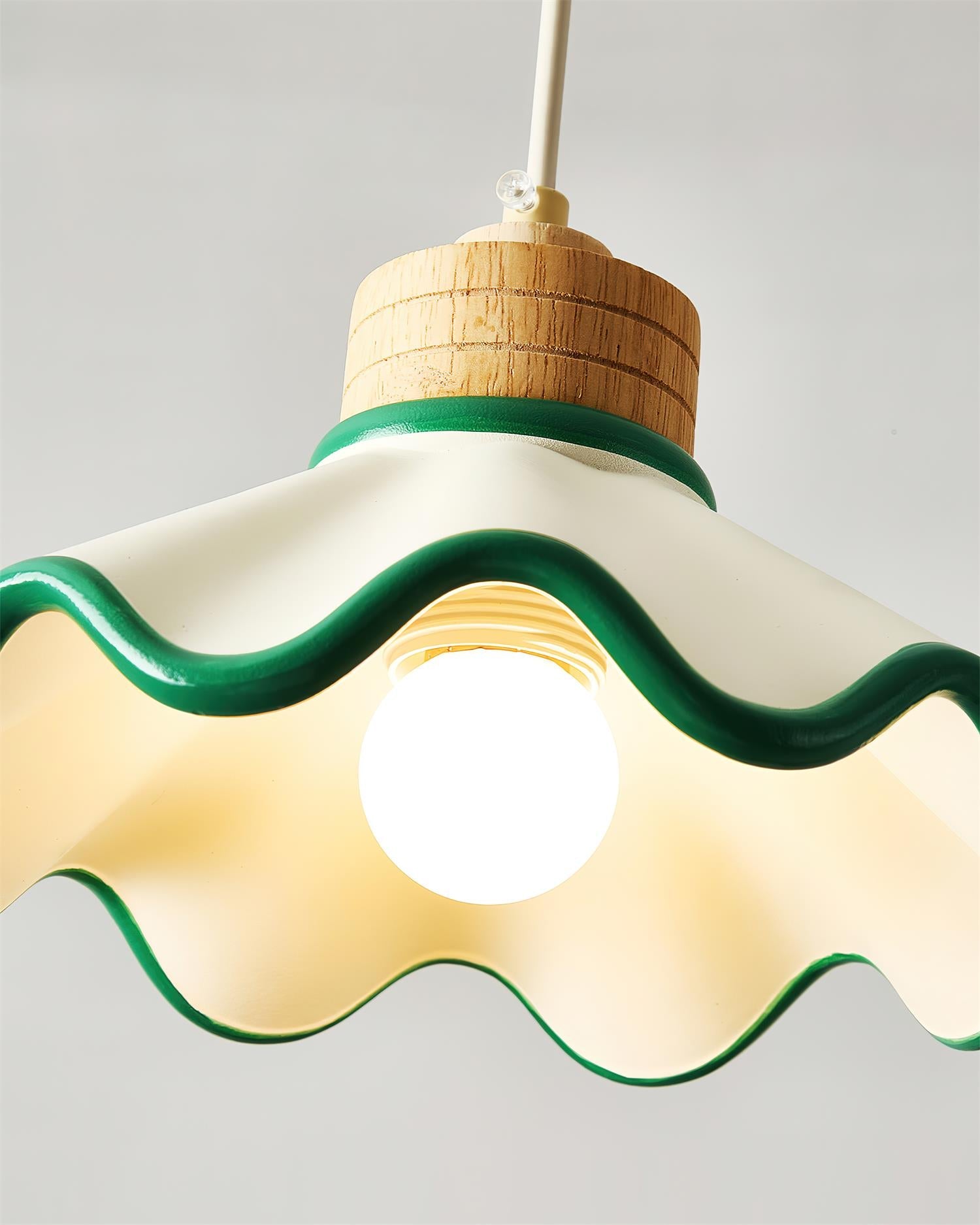 Lampa wisząca falowana Levenel