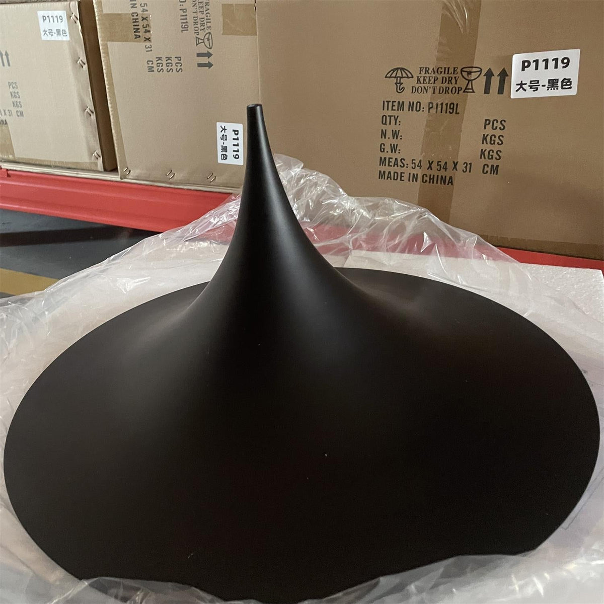 Lampa wisząca stożkowa Nadlenka