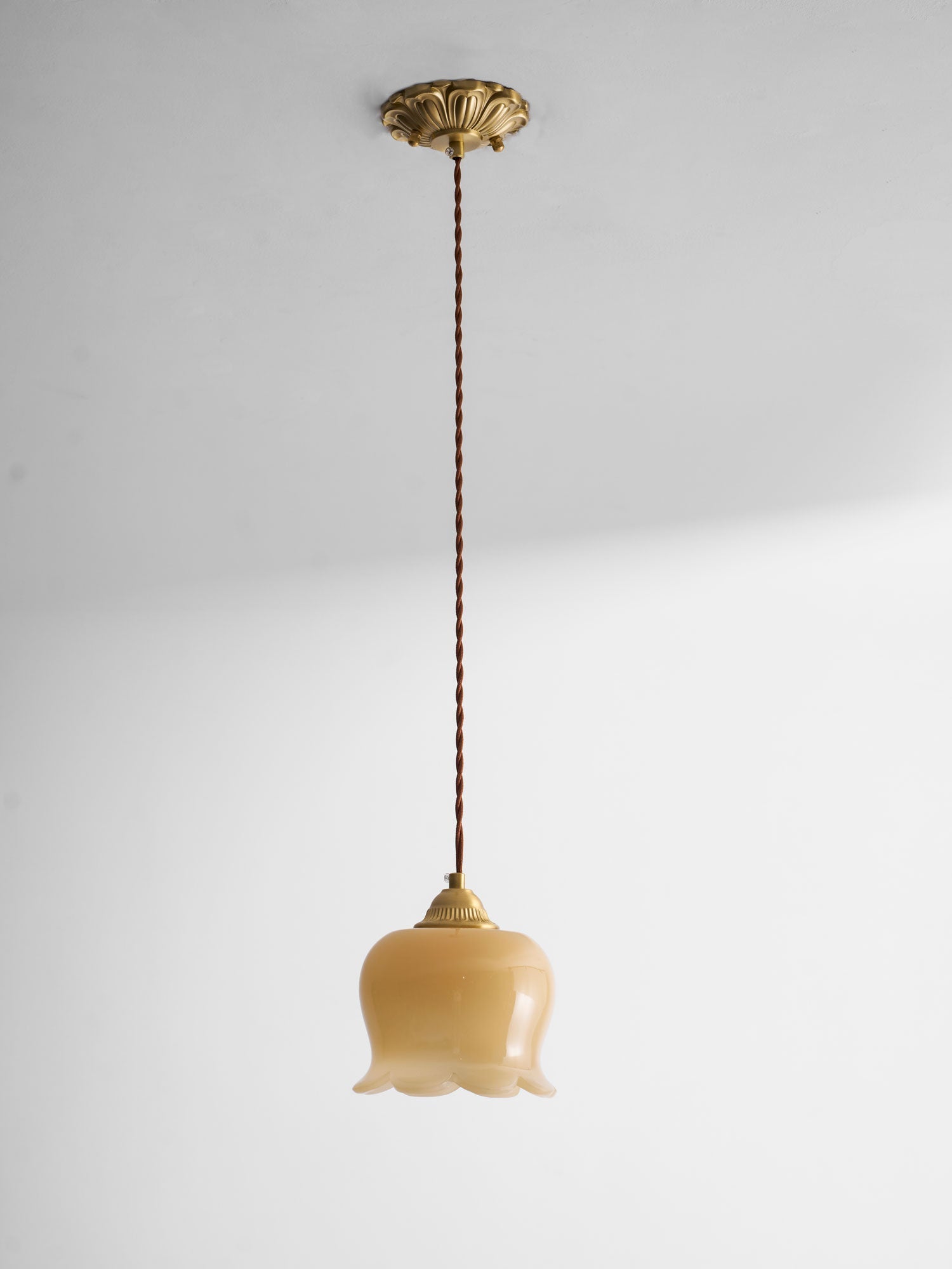 Lampa wisząca kwiatowa Anow